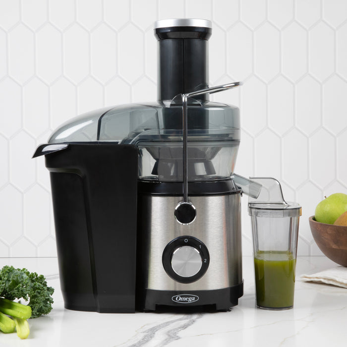 Omega OMJCHSLCBK13 1000W High Speed Juicer - 3-Inch Large Chute Black