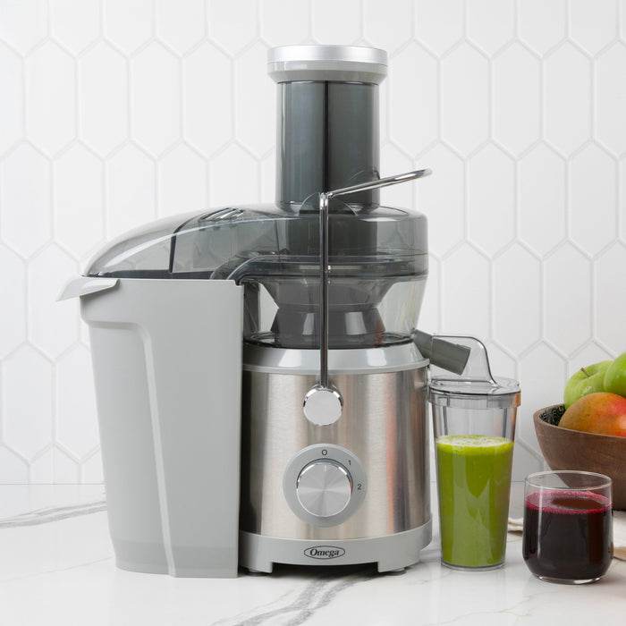 Omega OMJCHSXLCSV13 1000W High Speed Juicer - 3.3-Inch Extra Large Chute Silver