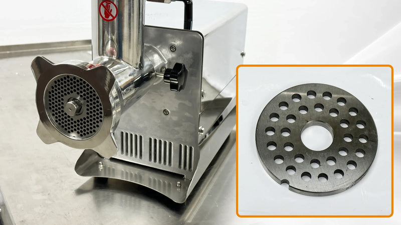 BakeMax BMMG005 Titan Series 2HP Electric Meat Grinder – 1100 lb/hr