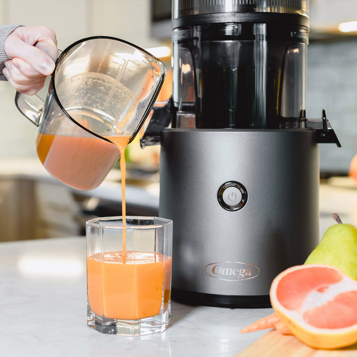 Omega JC2022 150W Effortless™ Batch Juicer - 68oz Mega Hopper