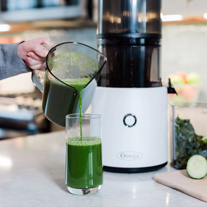 Omega JC2022 150W Effortless™ Batch Juicer - 68oz Mega Hopper