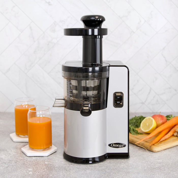 Omega VSJ843Q 43 RPM Pure Press Vertical Cold Press Juicer - Silver