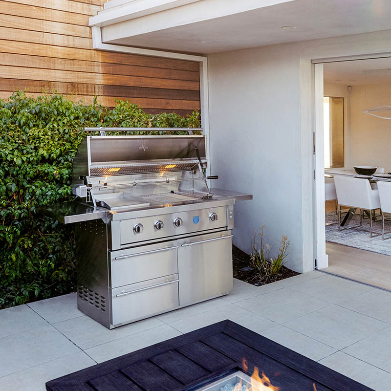 American Made Grills Estate 42 Inch Freestanding Grill - CulinaryProfis