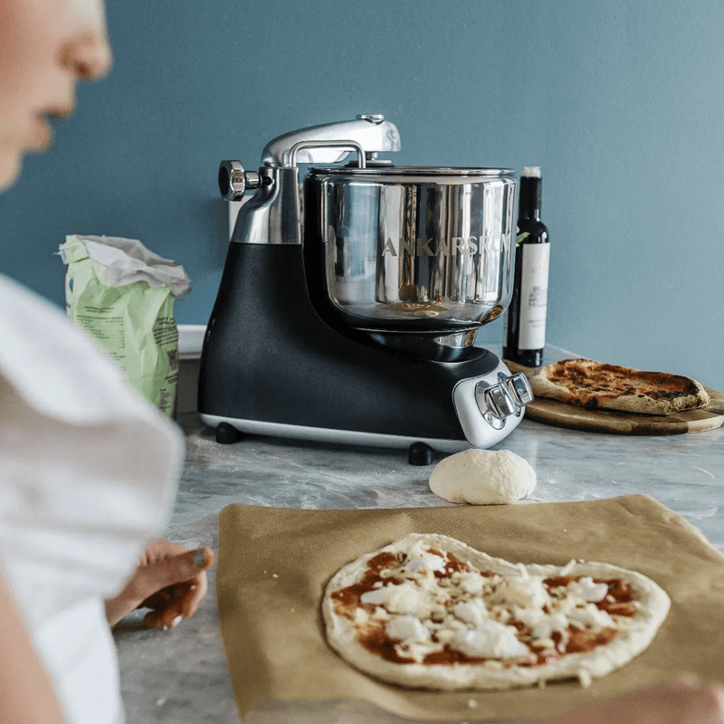 Ankarsrum Original Kitchen Machine Matte Black - CulinaryProfis
