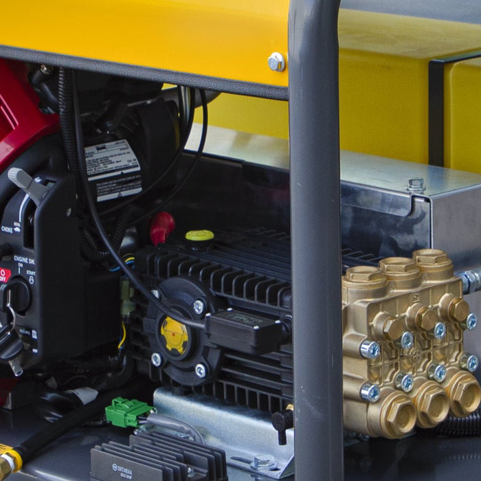 BEPowerEquipment 3,000 PSI 8.0GPM Hot Water Pressure Washer with Honda GX690 Engine and General Triplex Pump - HW3024HG12V - CulinaryProfis