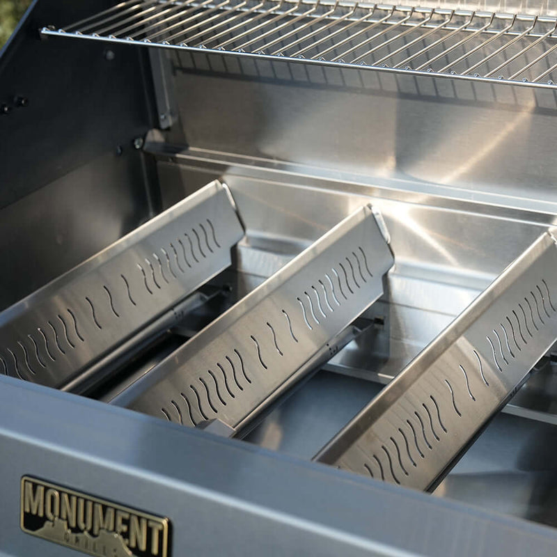 Eminence 405 | Chic Clearview® Smart Stainless Gas Grill Monument Grills
