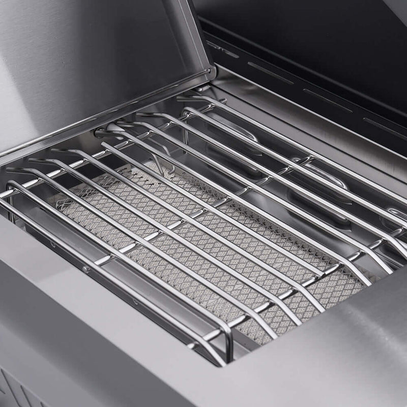 Eminence 405 | Chic Clearview® Smart Stainless Gas Grill Monument Grills