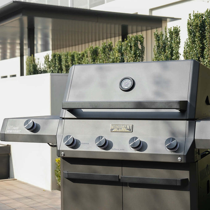 Eminence 425 | Iconic Fortified Propane Gas Grill Monument Grills
