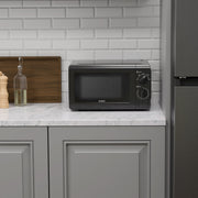 Avanti Microwave Oven with Mechanical Dials, 0.7 cu. ft. Avanti Products, LLC