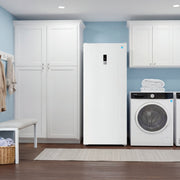 Avanti MaxxSpace Garage-Ready 21 cu. ft. Convertible Upright Freezer Avanti Products, LLC