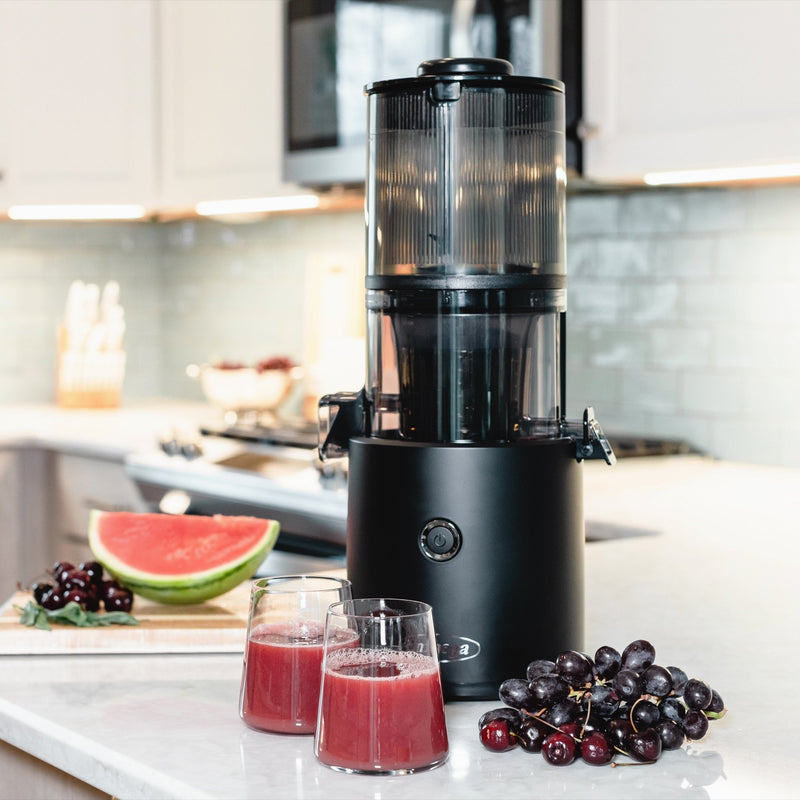 Omega JC2022 150W Effortless™ Batch Juicer - 68oz Mega Hopper - CulinaryProfis