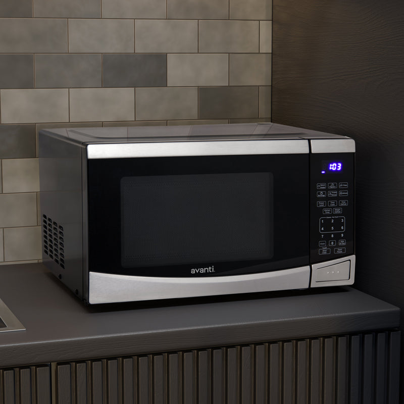 Avanti Countertop Microwave Oven, 0.9 cu. ft. Avanti Products, LLC